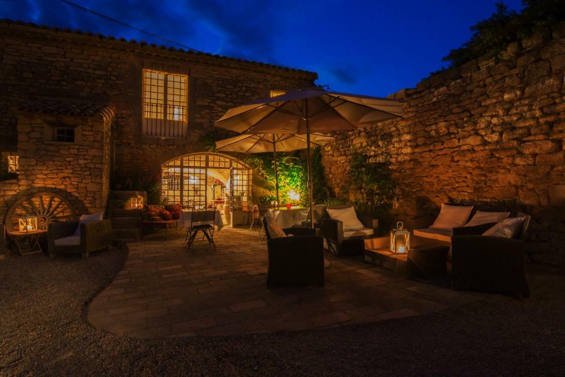 Mas De La Rivoire B&B Villevieille Exterior photo